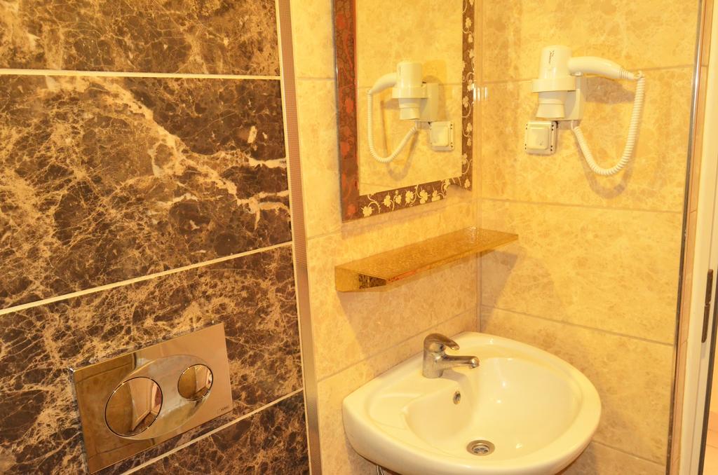 Hotel Yonca Istanbul Exterior photo